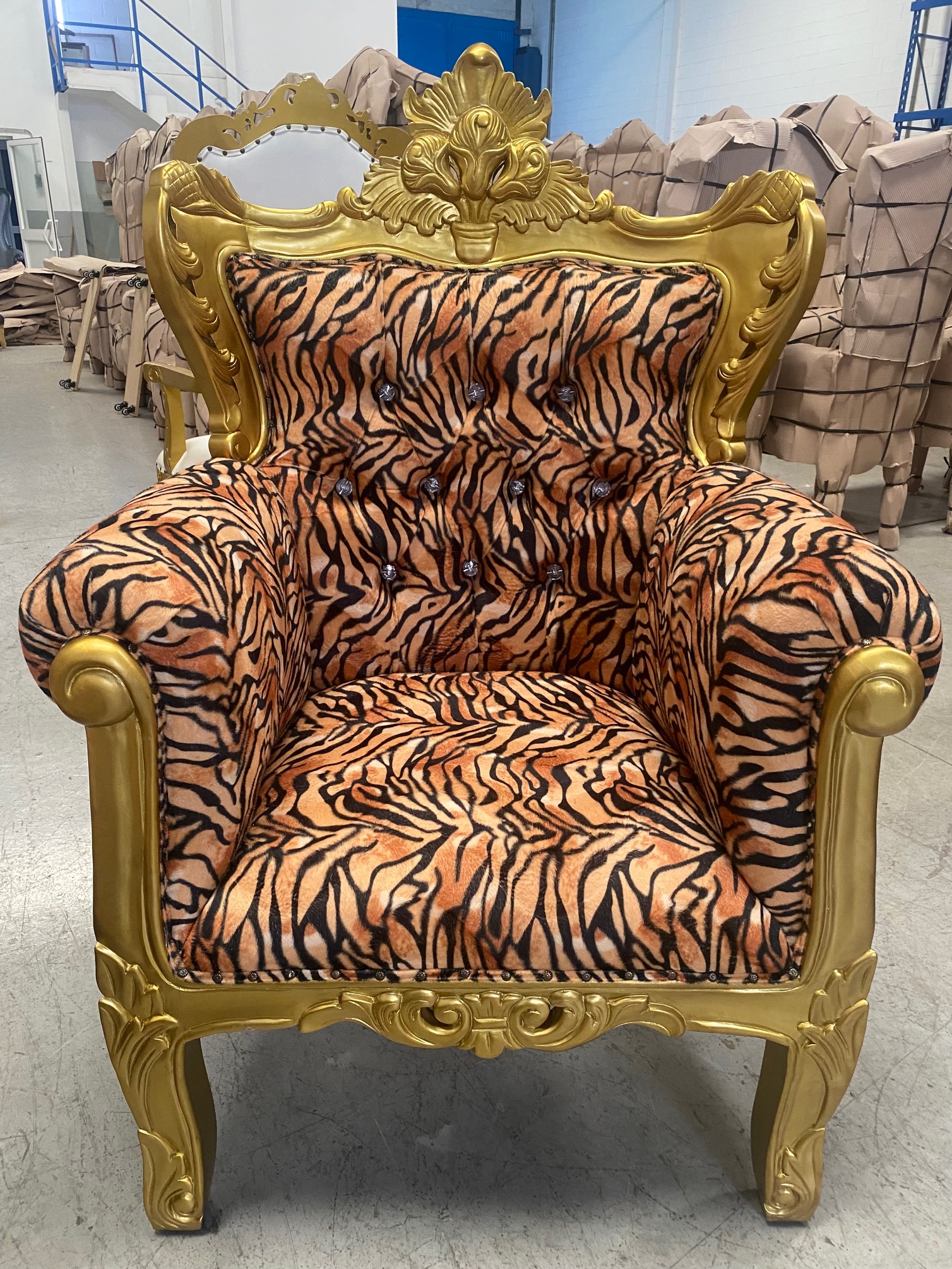 Trono/butaca oro/leopardo con cristales